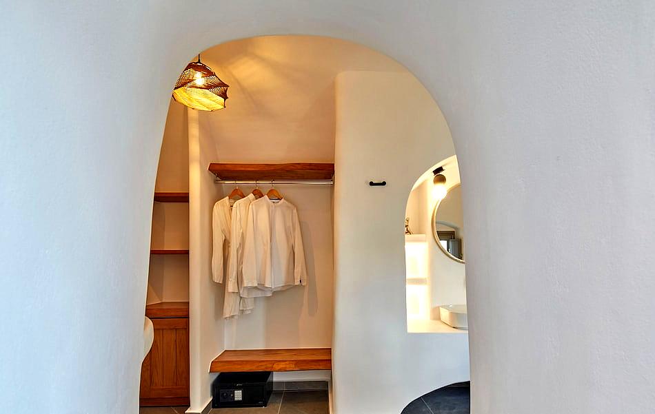 Allure Breeze Suites